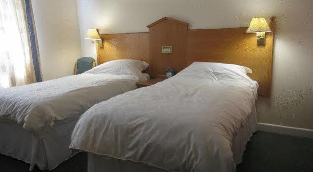 Hazelwood House Bed & Breakfast Bridgend  Eksteriør bilde
